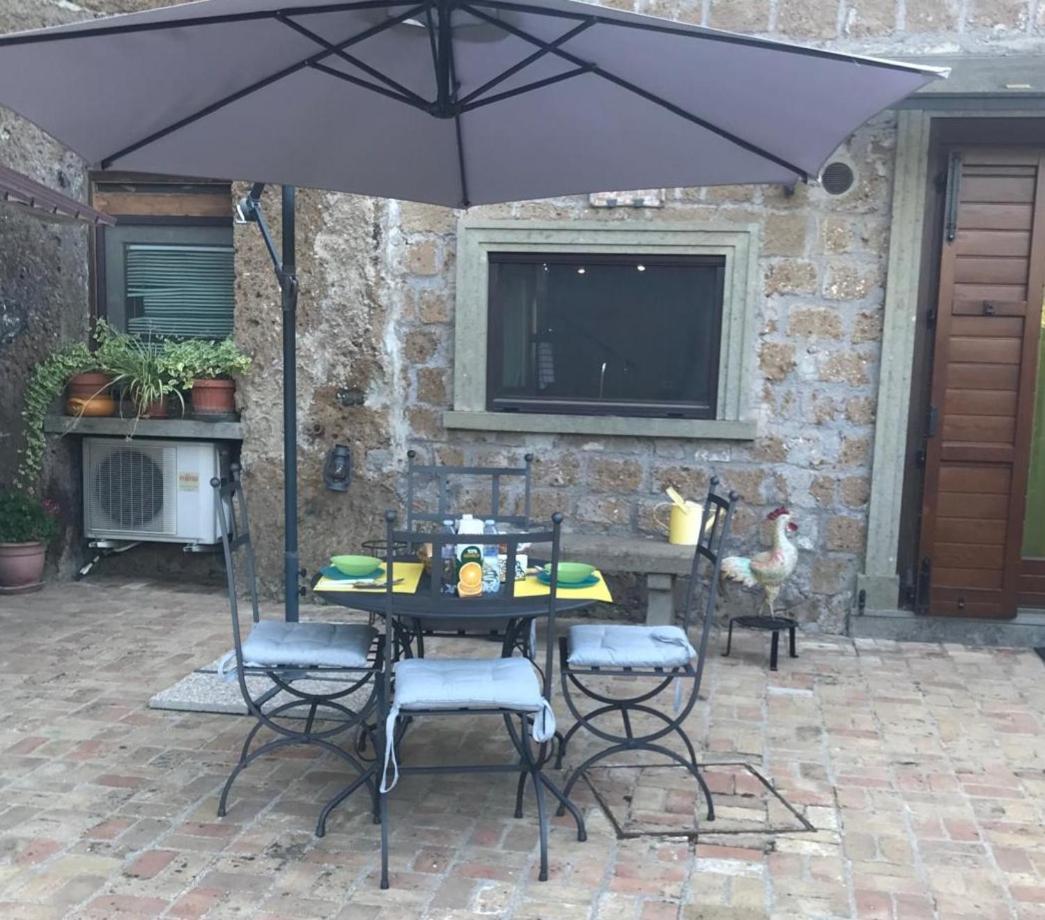 Casetta Santa Fortunata Guest House Sutri Exterior foto